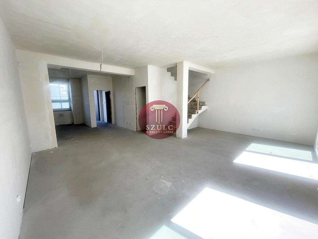 Gumieńce na sprzedaż nowoczesny szeregowiec. (3)