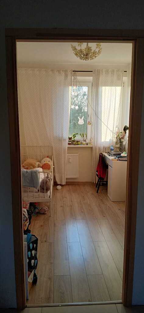 Czteropokojowe mieszkanie w Płoni (4)