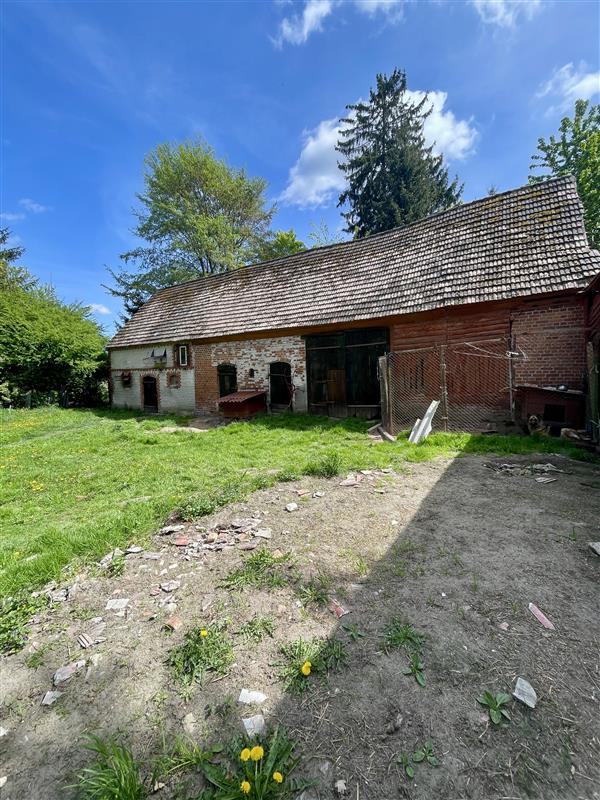 Urokliwe siedlisko na sprzedaż - Knyki, Barwice (9)