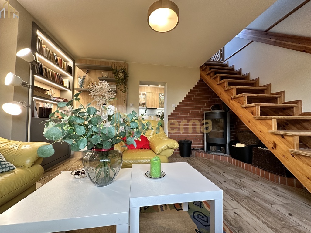 Dom i garaż nad wodą - światłowód (17)