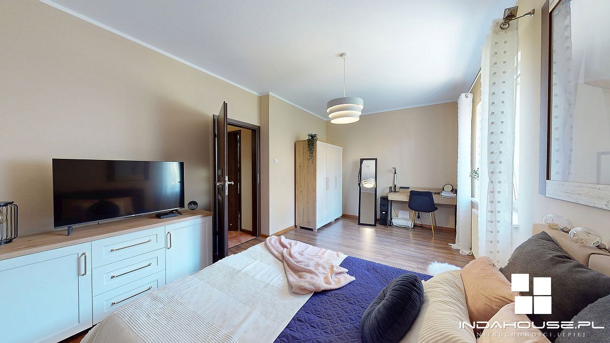 Mieszkanie na parterze z garażem i windą ... (10)