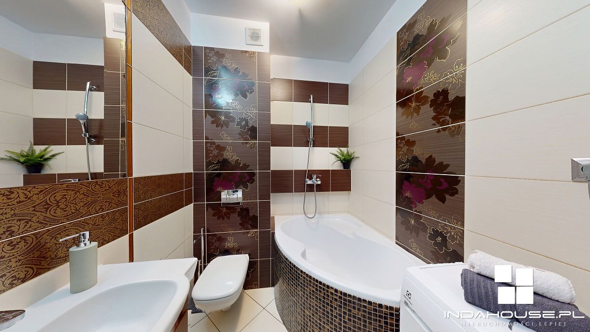 Mieszkanie na parterze z garażem i windą ... (11)