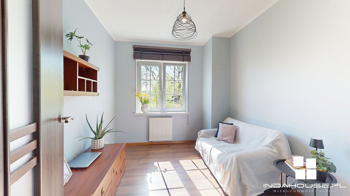 Mieszkanie na parterze z garażem i windą ... (4)