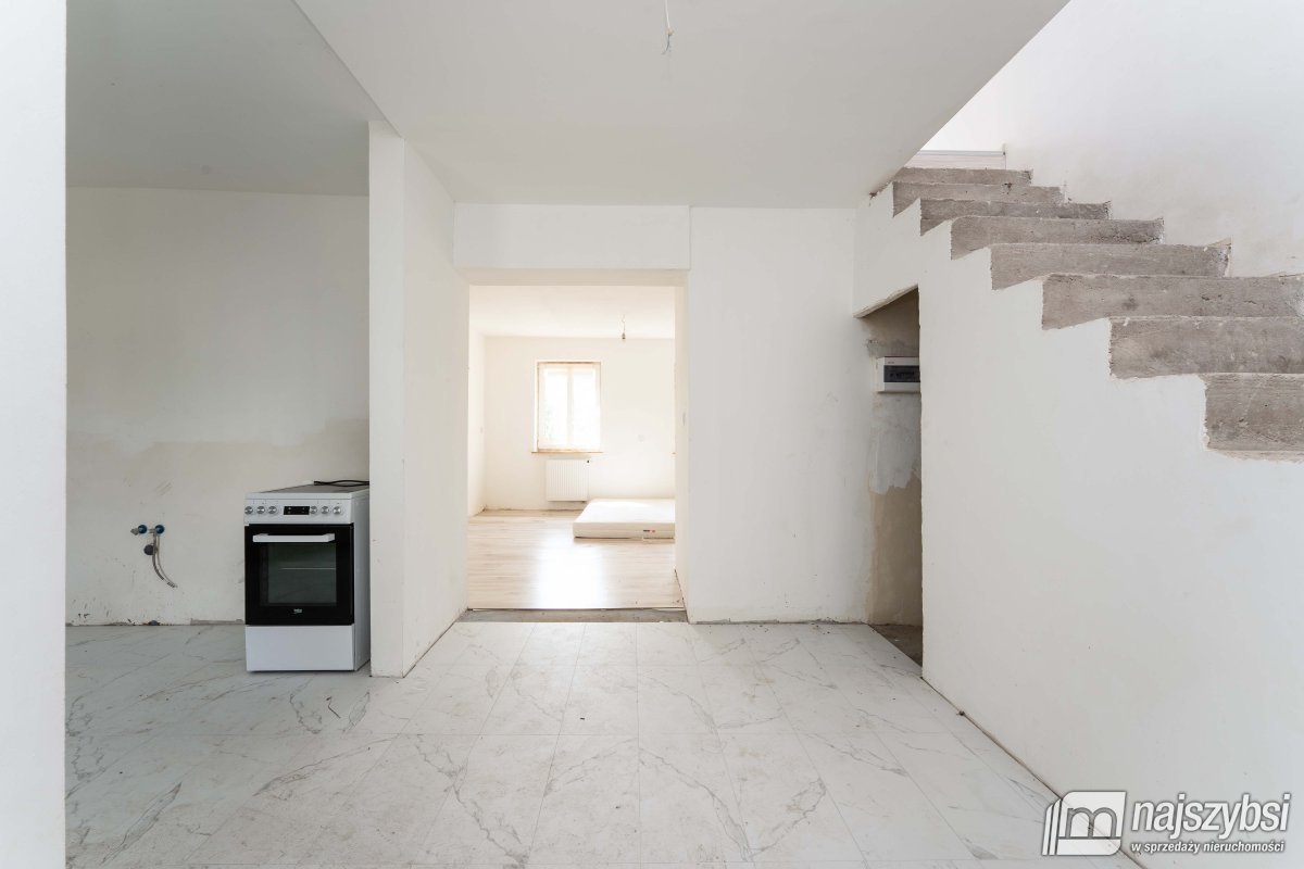 REZERWACJA Lewice - połowa bliźniaka (10)