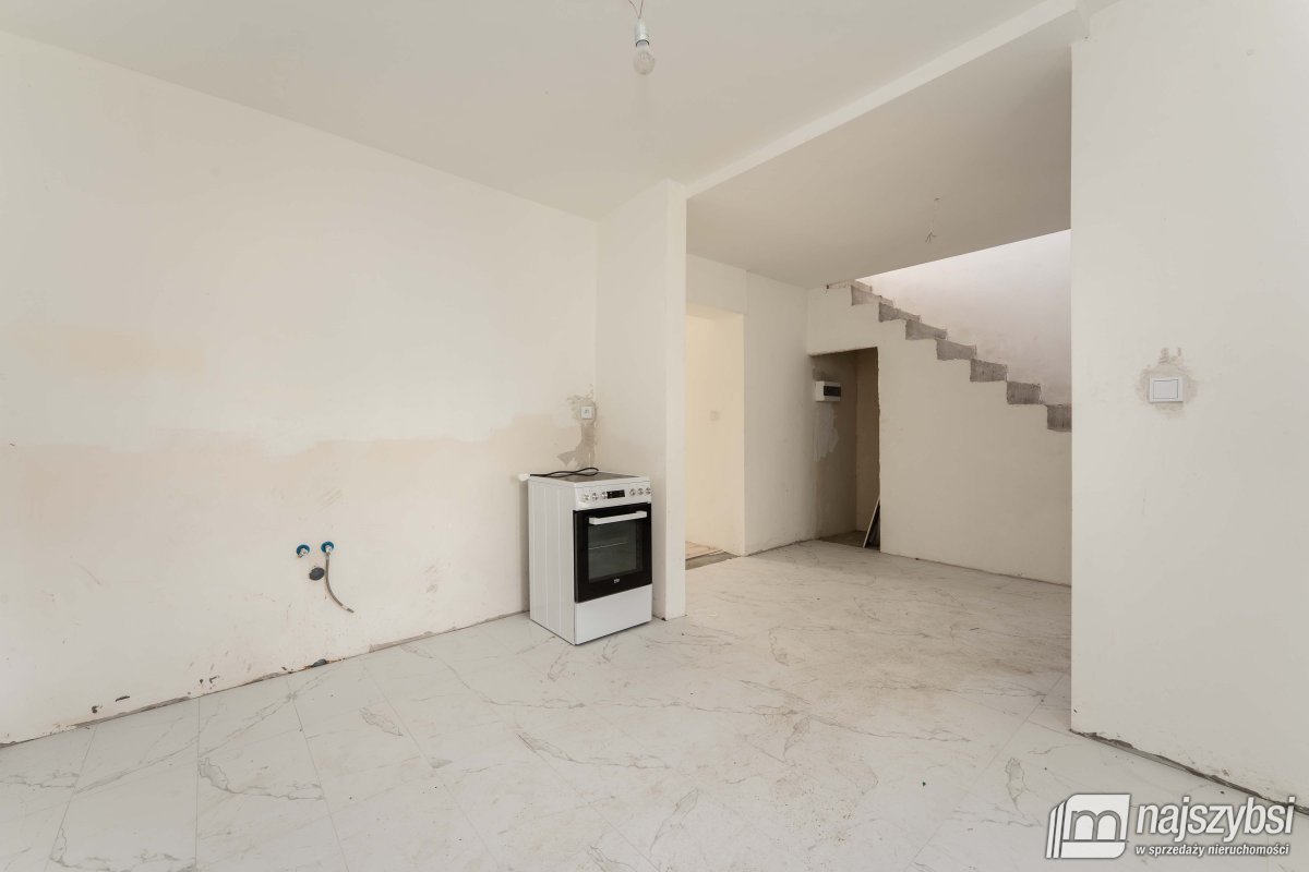 REZERWACJA Lewice - połowa bliźniaka (7)