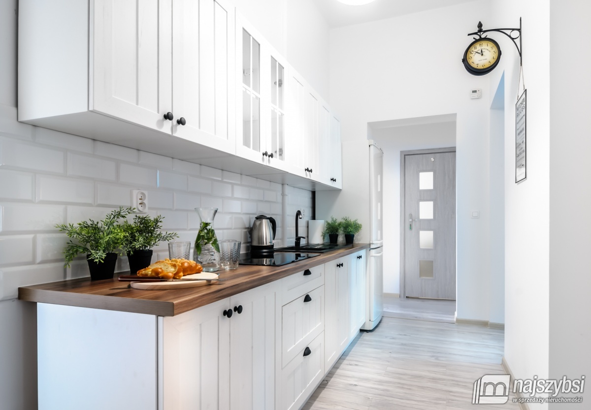 Mieszkanie  w kamienicy -7 pokoi- inwestycja (1)