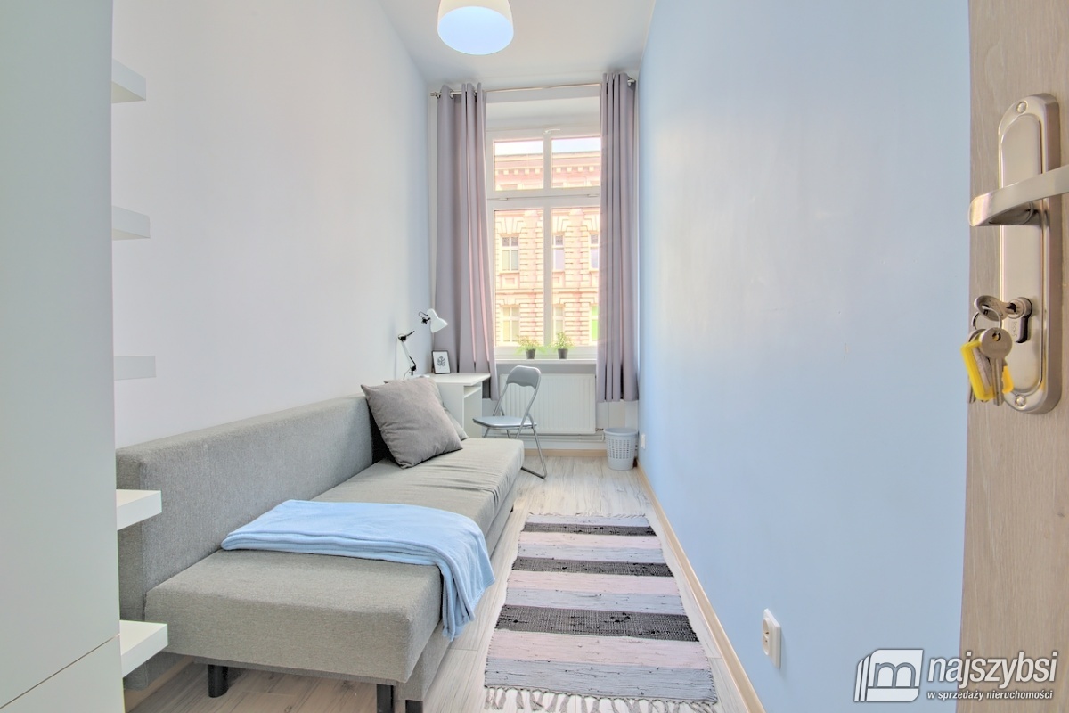 Mieszkanie  w kamienicy -7 pokoi- inwestycja (10)