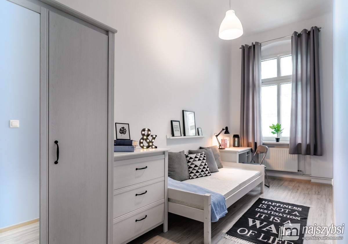 Mieszkanie  w kamienicy -7 pokoi- inwestycja (3)