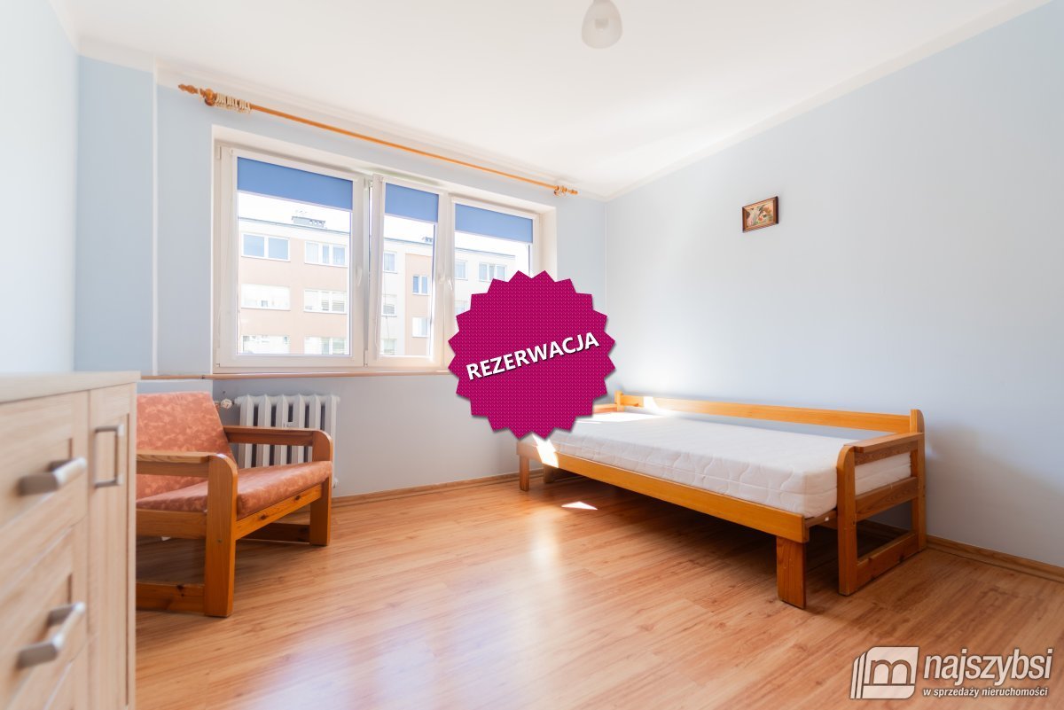 Nowogard - 3 pokoje, 2 piętro, balkon (1)