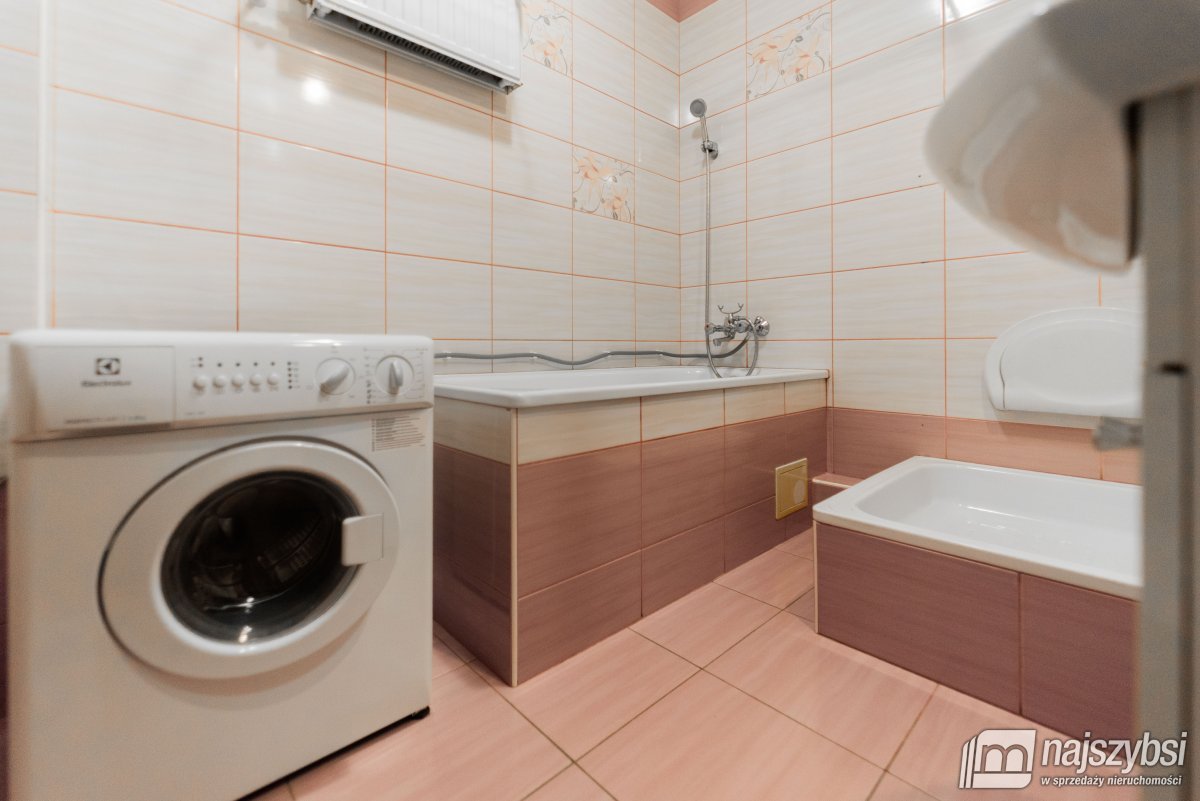 Nowogard - 3 pokoje, 2 piętro, balkon (11)