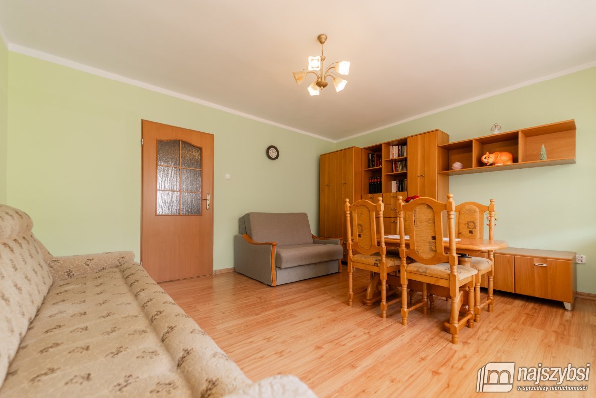 Nowogard - 3 pokoje, 2 piętro, balkon (6)