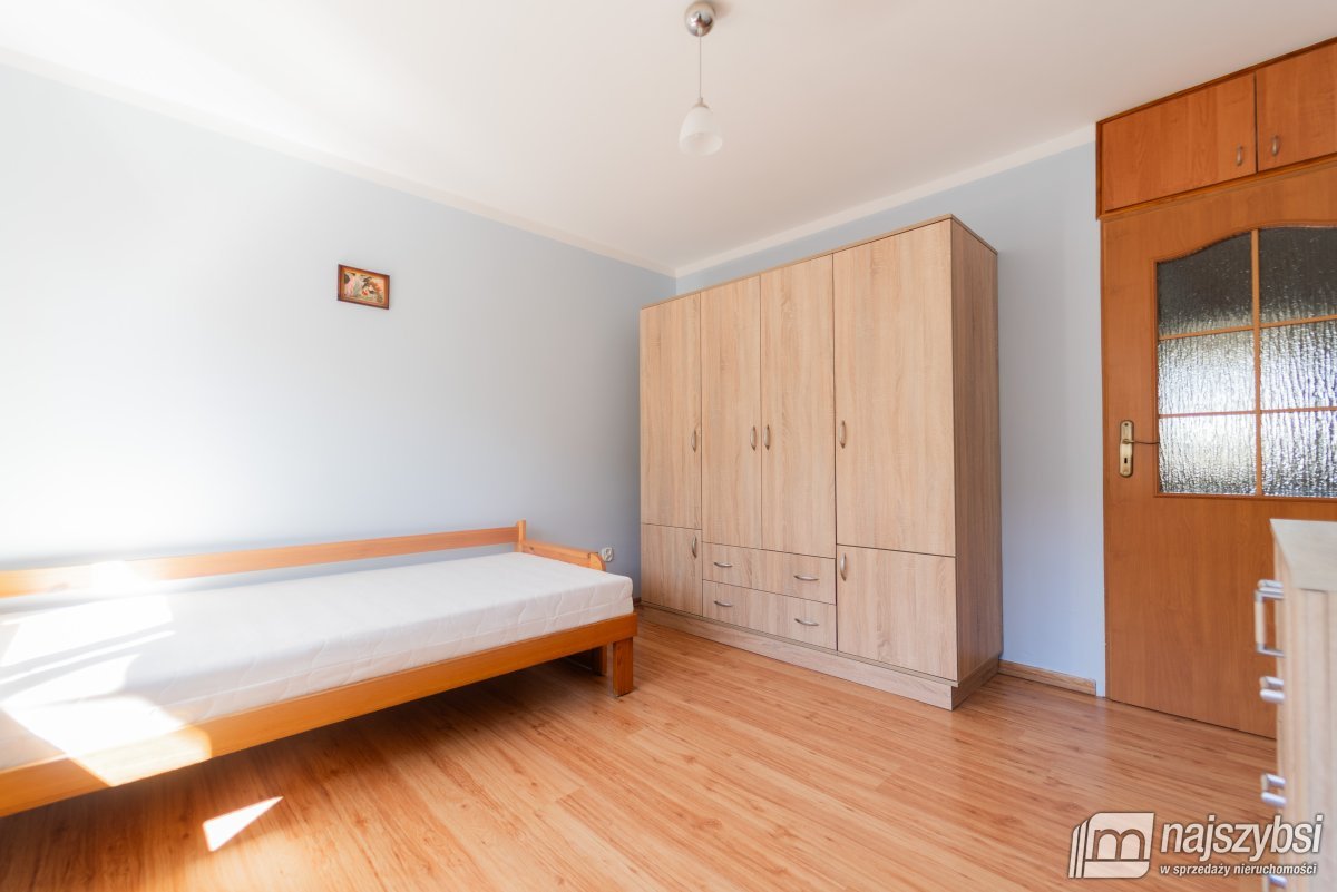 Nowogard - 3 pokoje, 2 piętro, balkon (7)