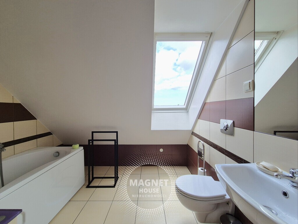 3 pokoje | 2 łazienki | balkon | piwnica (17)