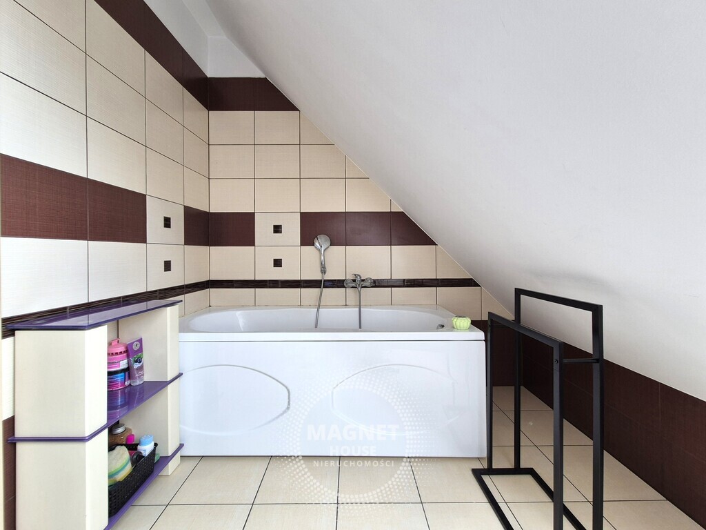 3 pokoje | 2 łazienki | balkon | piwnica (18)