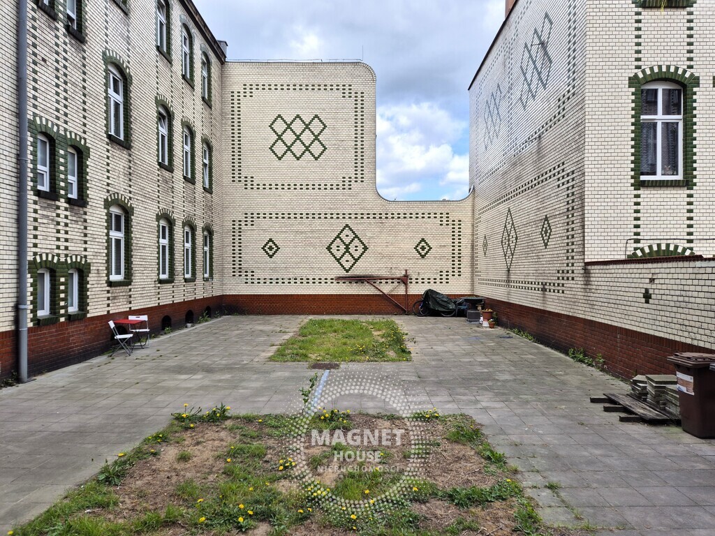 3 pokoje | 2 łazienki | balkon | piwnica (19)