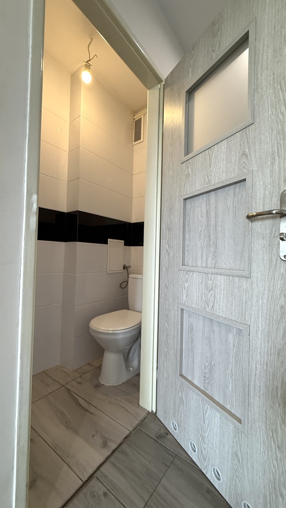 Na sprzedaż 3 pokojowe mieszkanie na Pomorzanach (25)