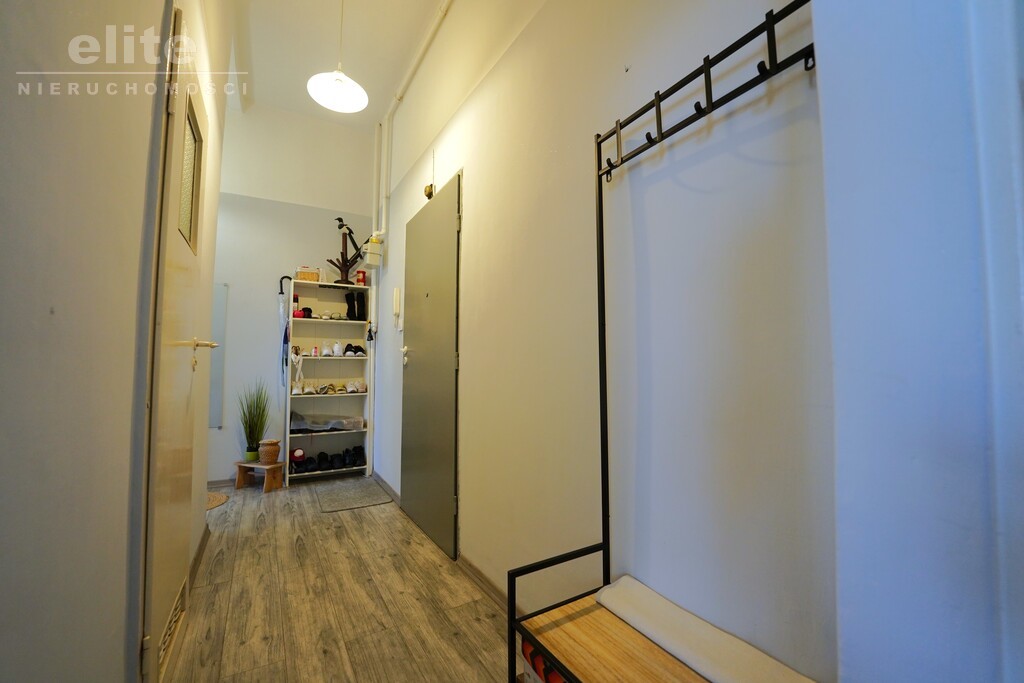 Mieszkanie dwupokojowe - CENTRUM (9)