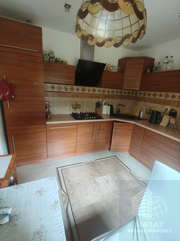 DOM WOLNOSTOJĄCY W UROKLIWYM MIEJSCU. (2)