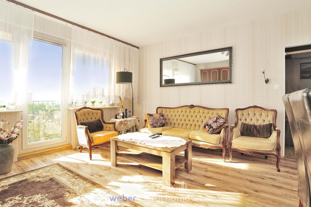 Przytulne 3 pokojowe mieszkanie na sprzedaż (3)