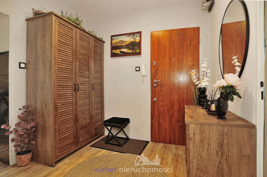 Przytulne 3 pokojowe mieszkanie na sprzedaż (13)
