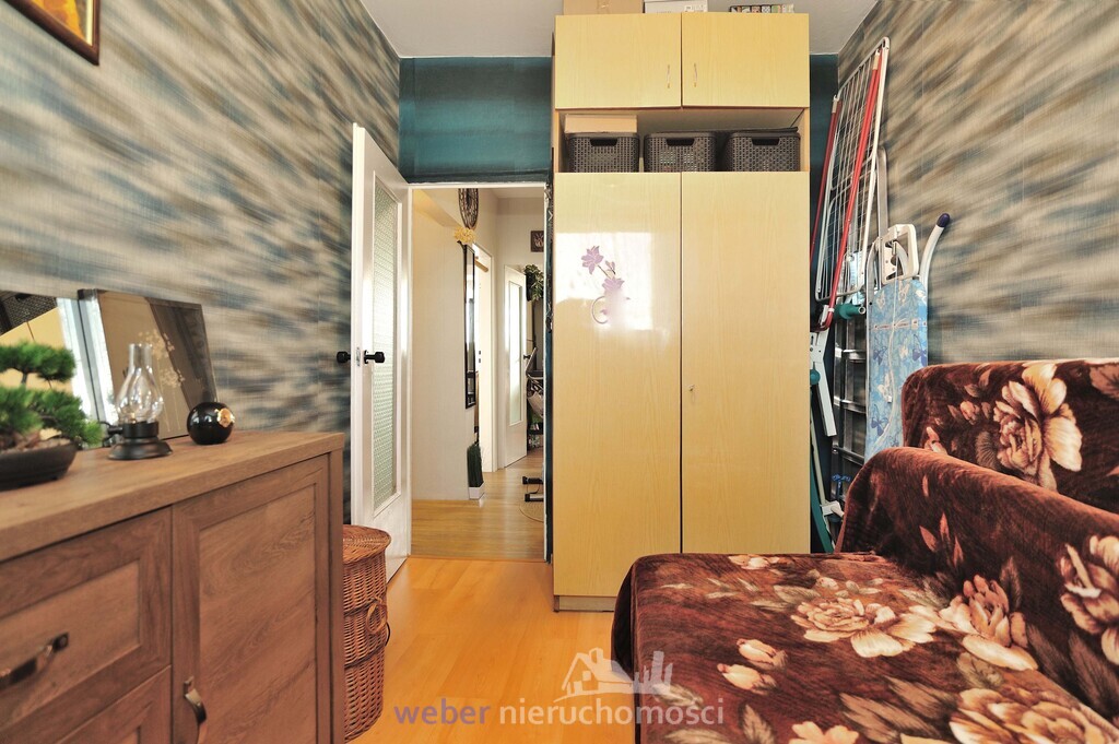 Przytulne 3 pokojowe mieszkanie na sprzedaż (12)