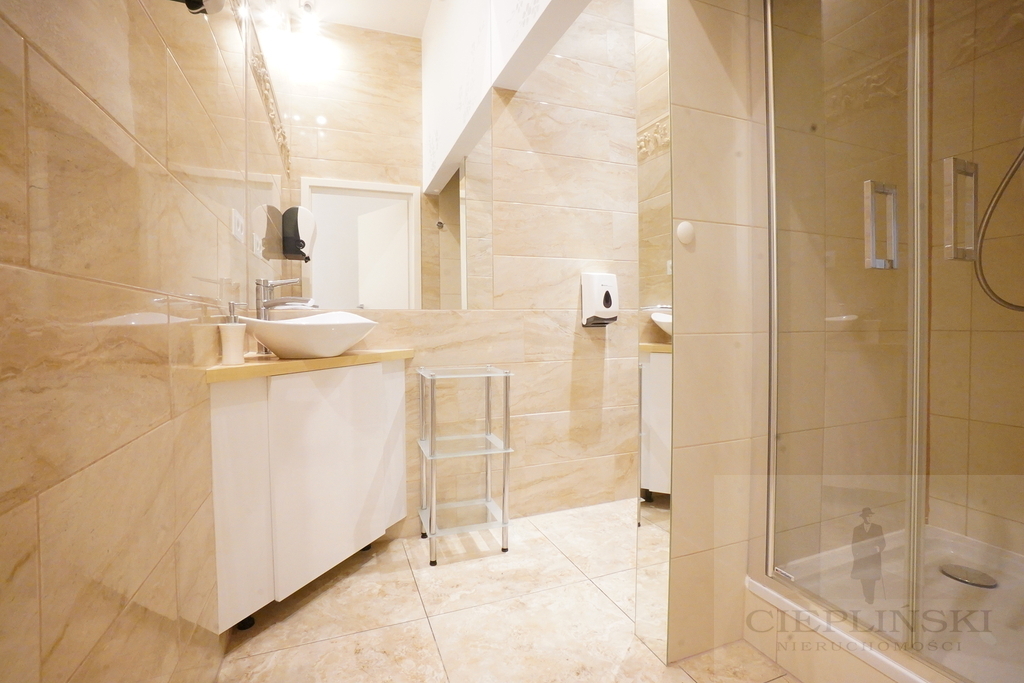 WYJĄTKOWY LOKAL PRZY DEPTAKU CH 