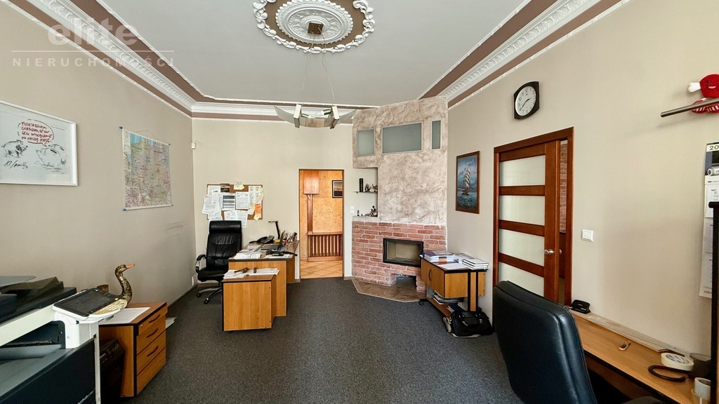 Mieszkanie na I piętrze w ładnej kamienicy (14)