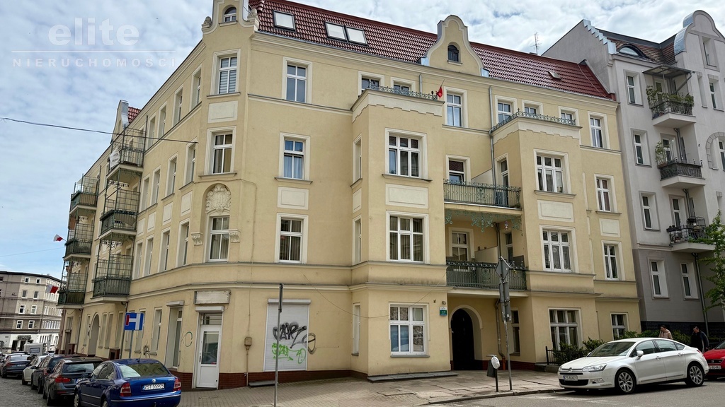 Lokal biurowy na I piętrze w ładnej kamienicy (1)