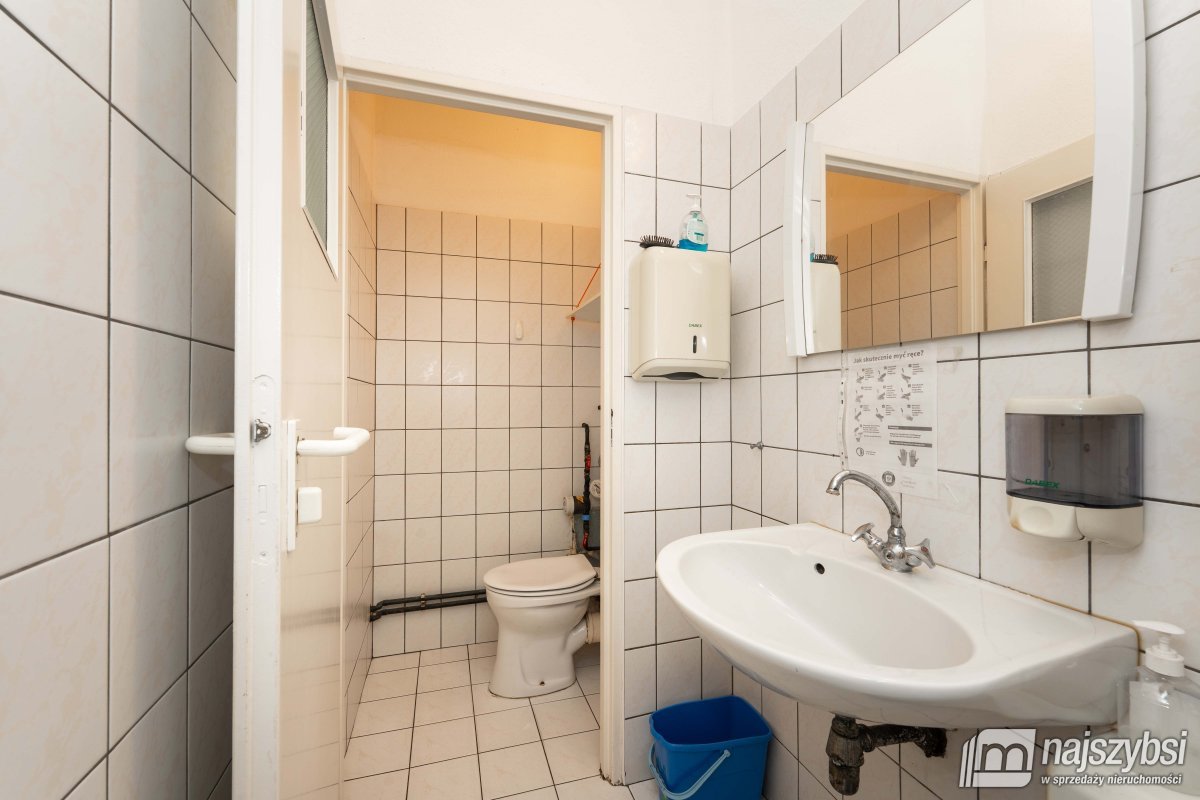 NOWOGARD-LOKAL DO WYNAJĘCIA W SCISŁYM CENTRUM  (8)