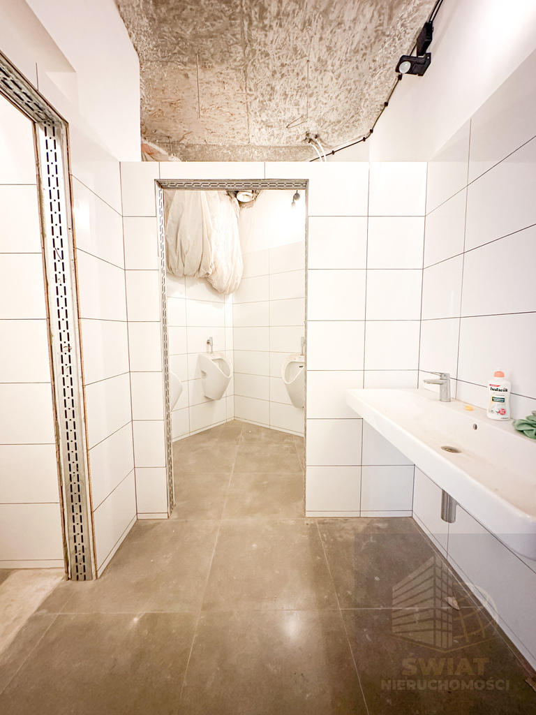 Na sprzedaż lokal 270 m ! Deptak Bogusława (23)