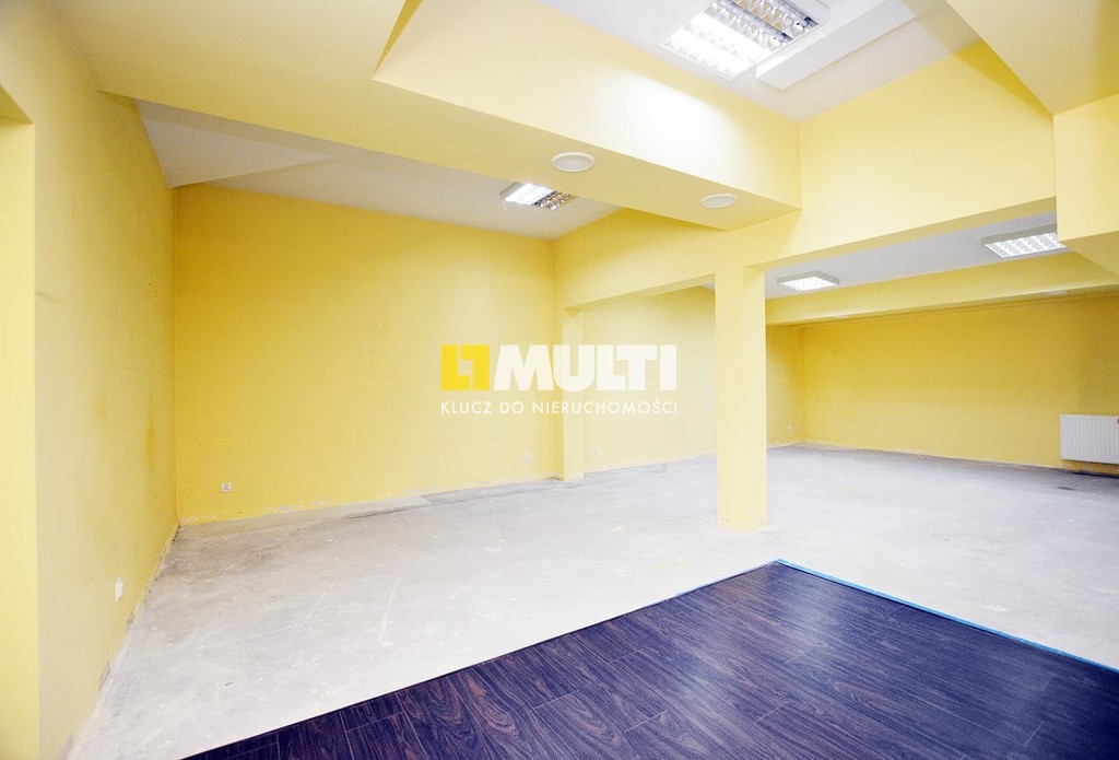 Lokal 352m2  do wynajęcia na Portowej (7)