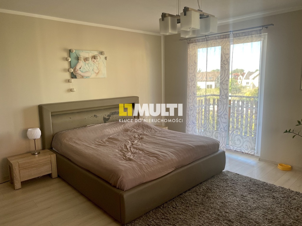 Mieszkanie dwupoziomowe z ogródkiem 150 m2. (9)