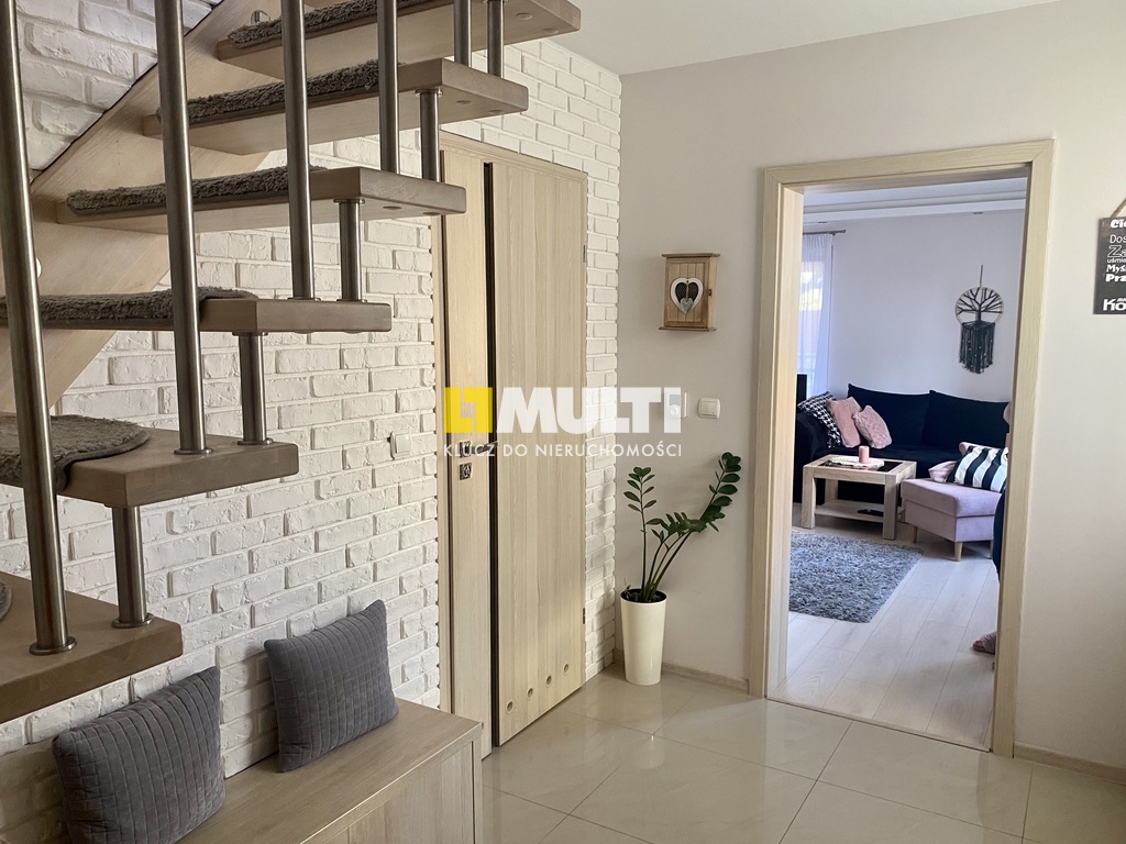 Mieszkanie dwupoziomowe z ogródkiem 150 m2. (5)