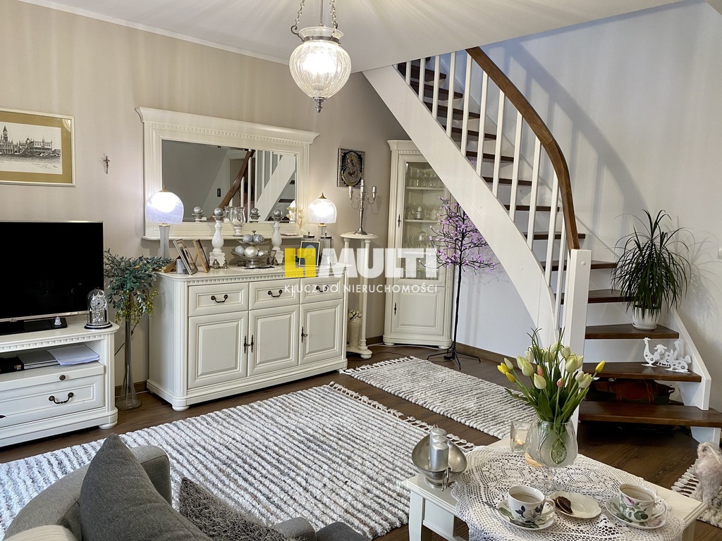 Kołobrzeg, piękne, dwupoziomowe, 3 pokoje (2)