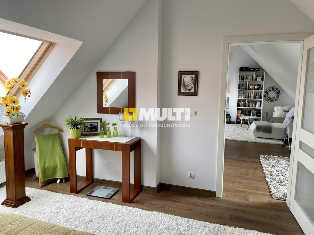 Kołobrzeg, piękne, dwupoziomowe, 3 pokoje (11)