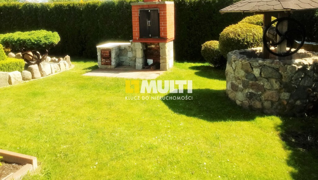 Dom 2 rodzinny z pięknym ogrodem. (16)