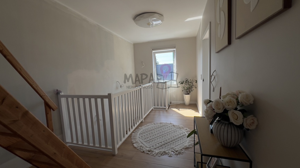 Nowoczesny dom na Pogodnie (7)