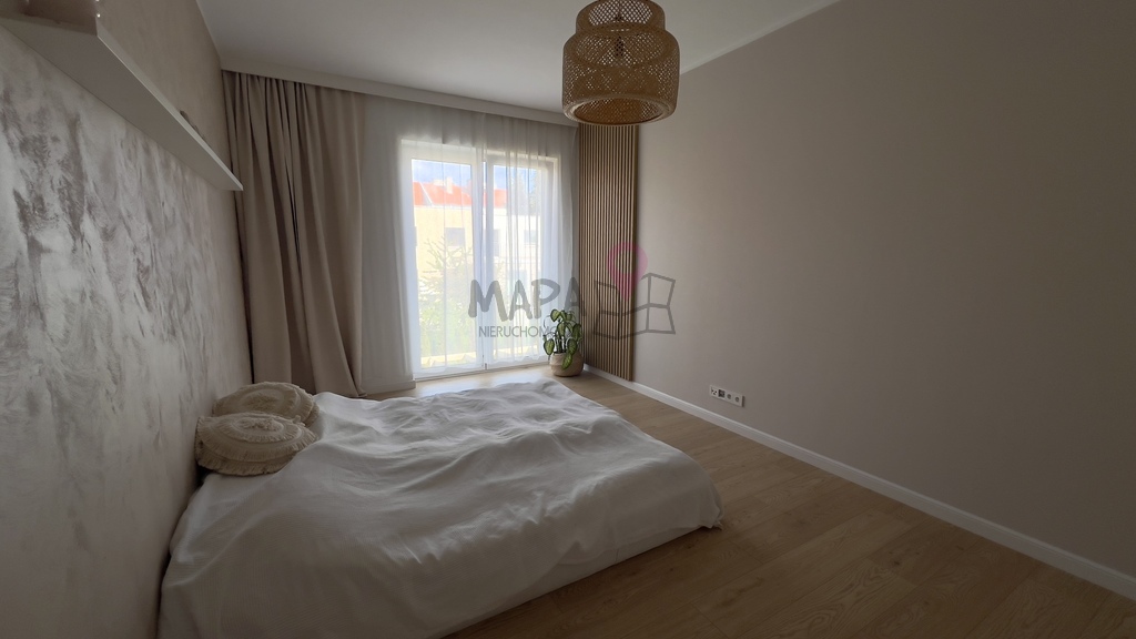 Nowoczesny dom na Pogodnie (9)