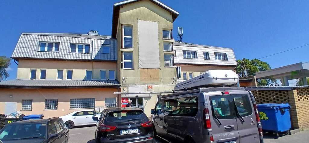 Lokal do wynajęcia w Mierzynie 150 m2 (2)