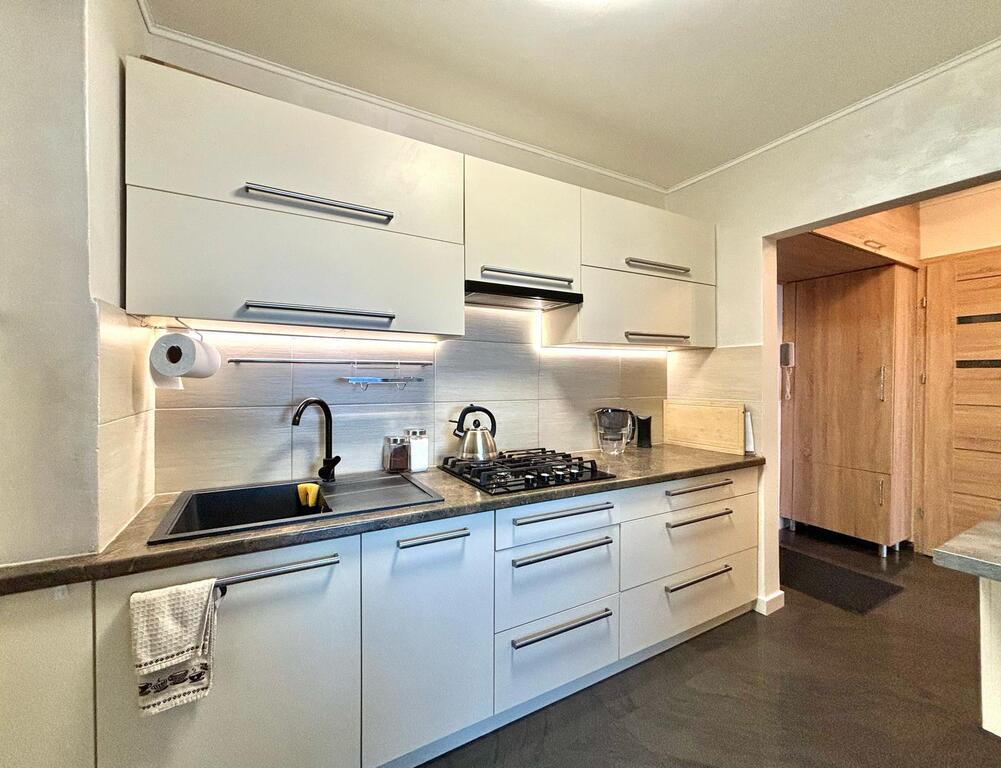 2 POKOJE I 2 BALKONY Z PIĘKNYM WIDOKIEM (4)