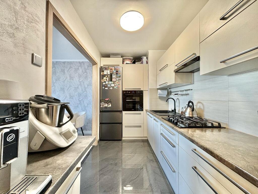 2 POKOJE I 2 BALKONY Z PIĘKNYM WIDOKIEM (5)