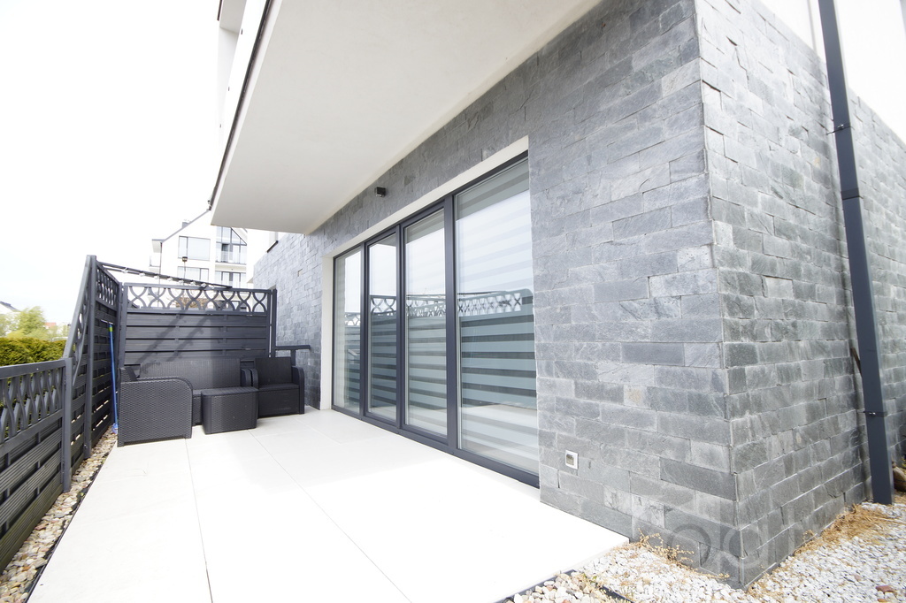 Apartament z klimatyzacją i ogródkiem (19)