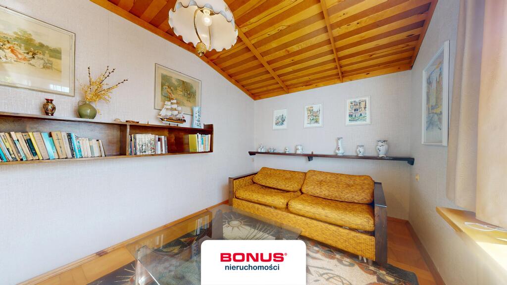 Dom w otulinie lasu (12)