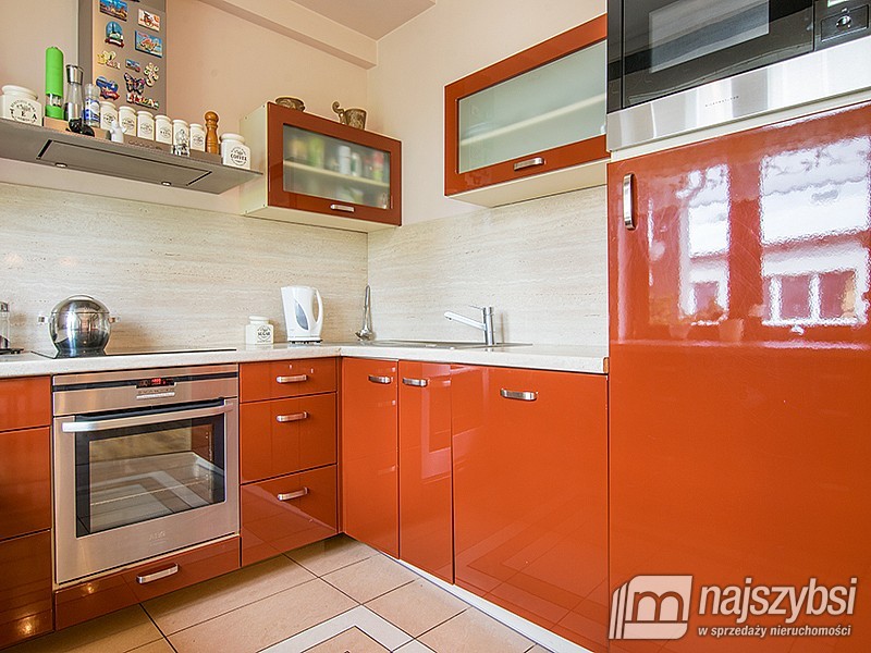 Duży dom z halą (19)