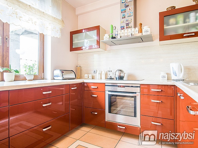 Duży dom z halą (20)