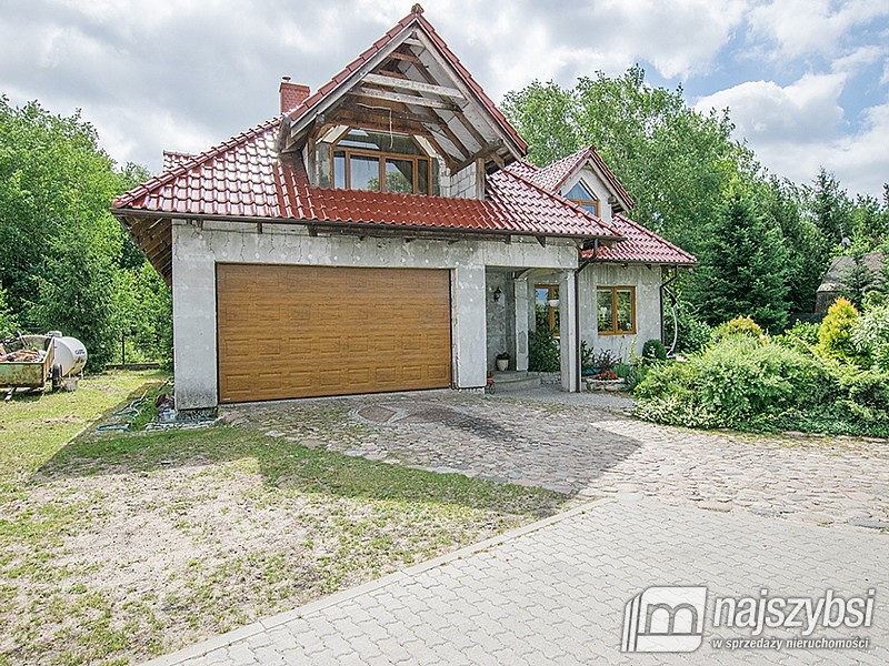 Duży dom z halą (31)
