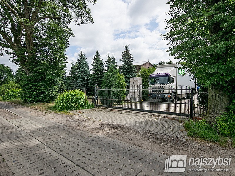 Duży dom z halą (35)