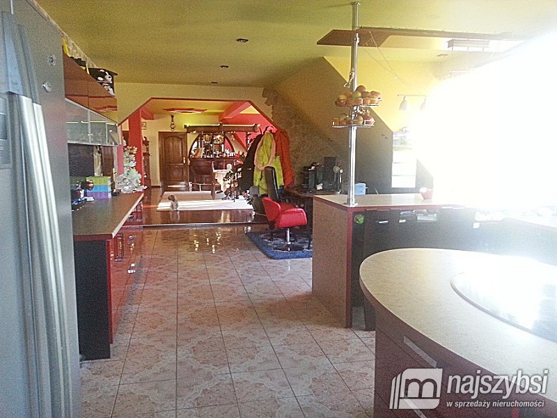 LUKSUSOWY DOM MIESZKALNO - UŻYTKOWY (15)