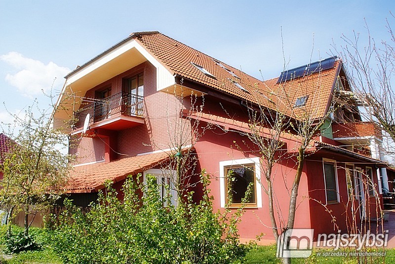 LUKSUSOWY DOM MIESZKALNO - UŻYTKOWY (4)