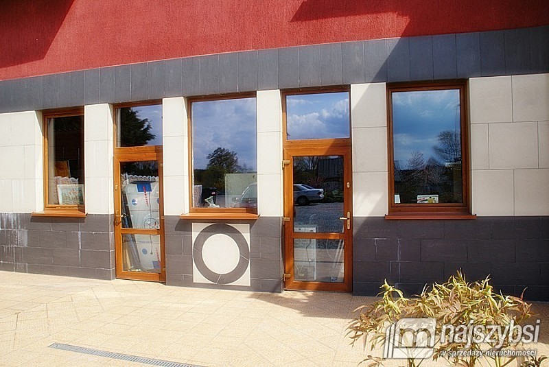 LUKSUSOWY DOM MIESZKALNO - UŻYTKOWY (5)